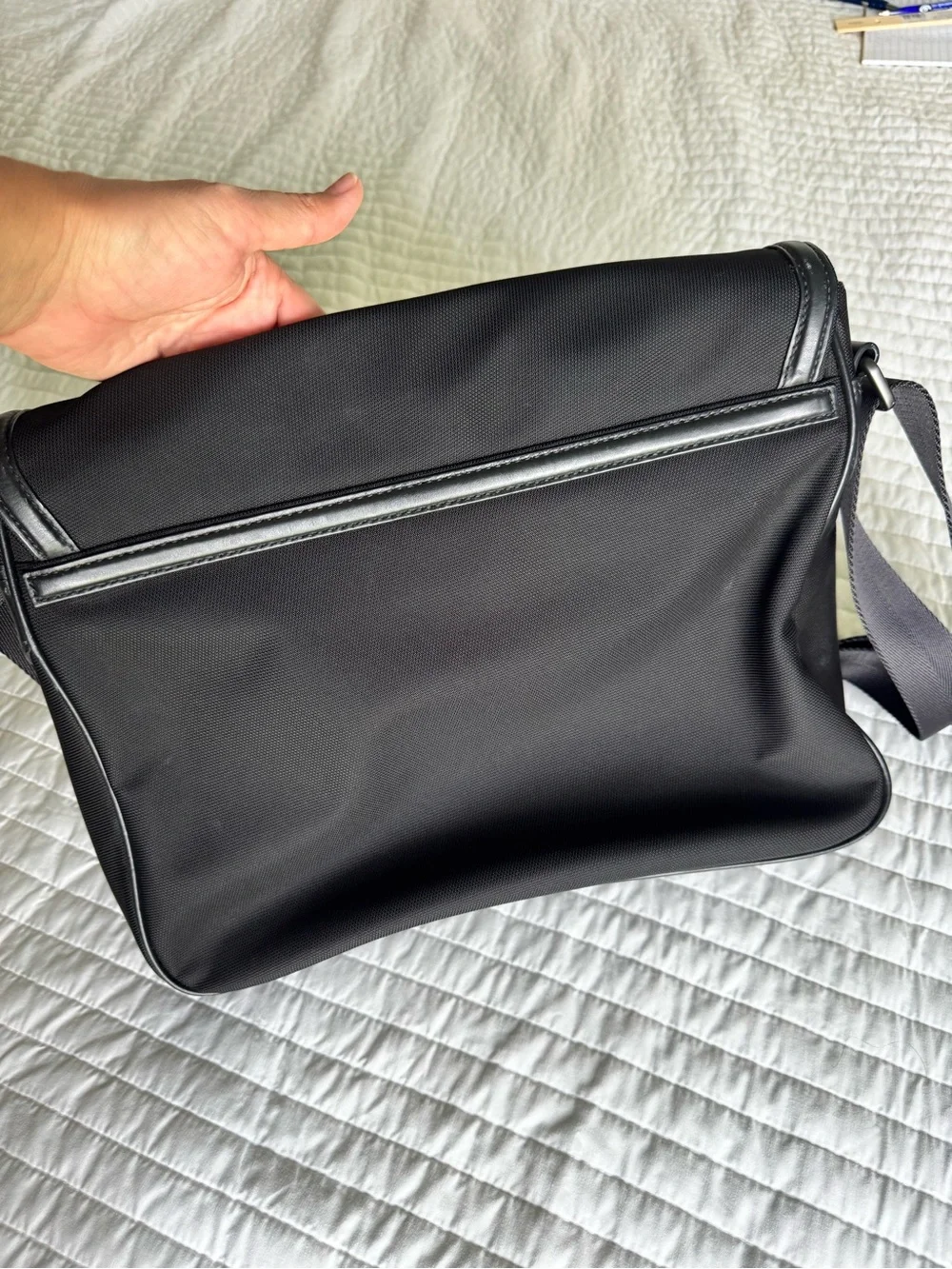 Vintage HUGO BOSS Black Nylon Messenger Bag with Leather Trim Work School Travel